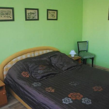 Bartakovics Apartman 埃格尔 外观 照片