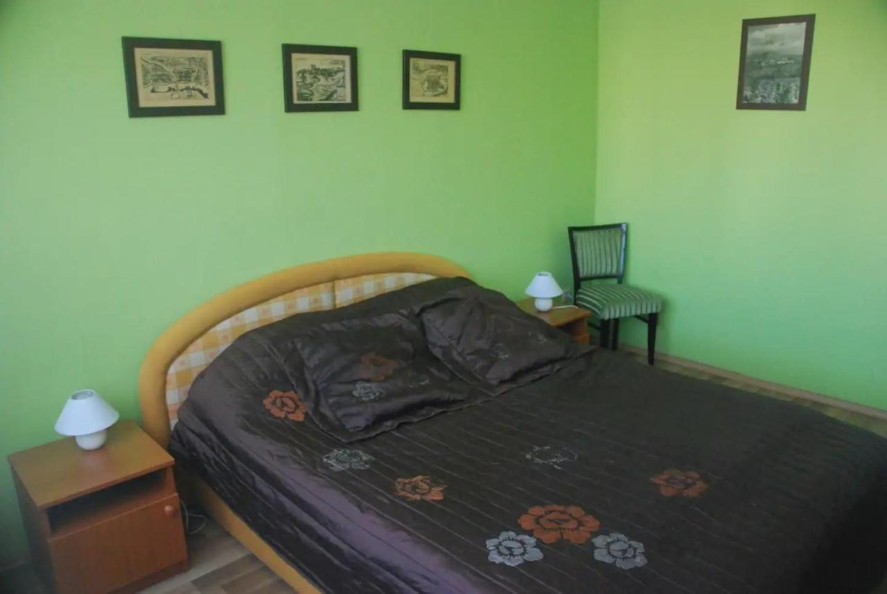 Bartakovics Apartman 埃格尔 外观 照片